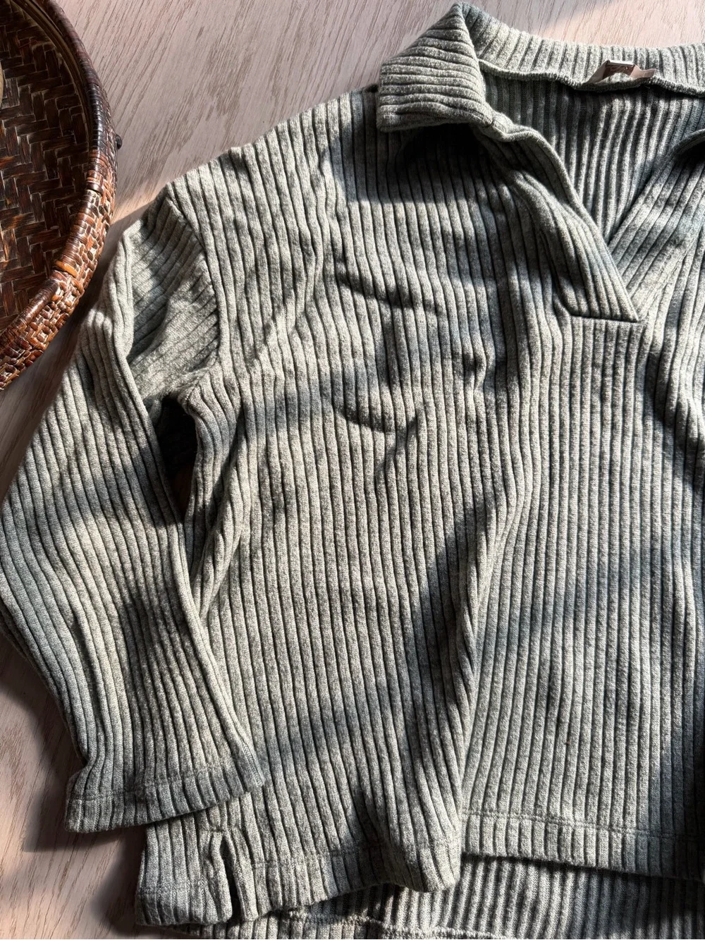 NWOT Loft Ribbed Pullover - Picture 2 of 4